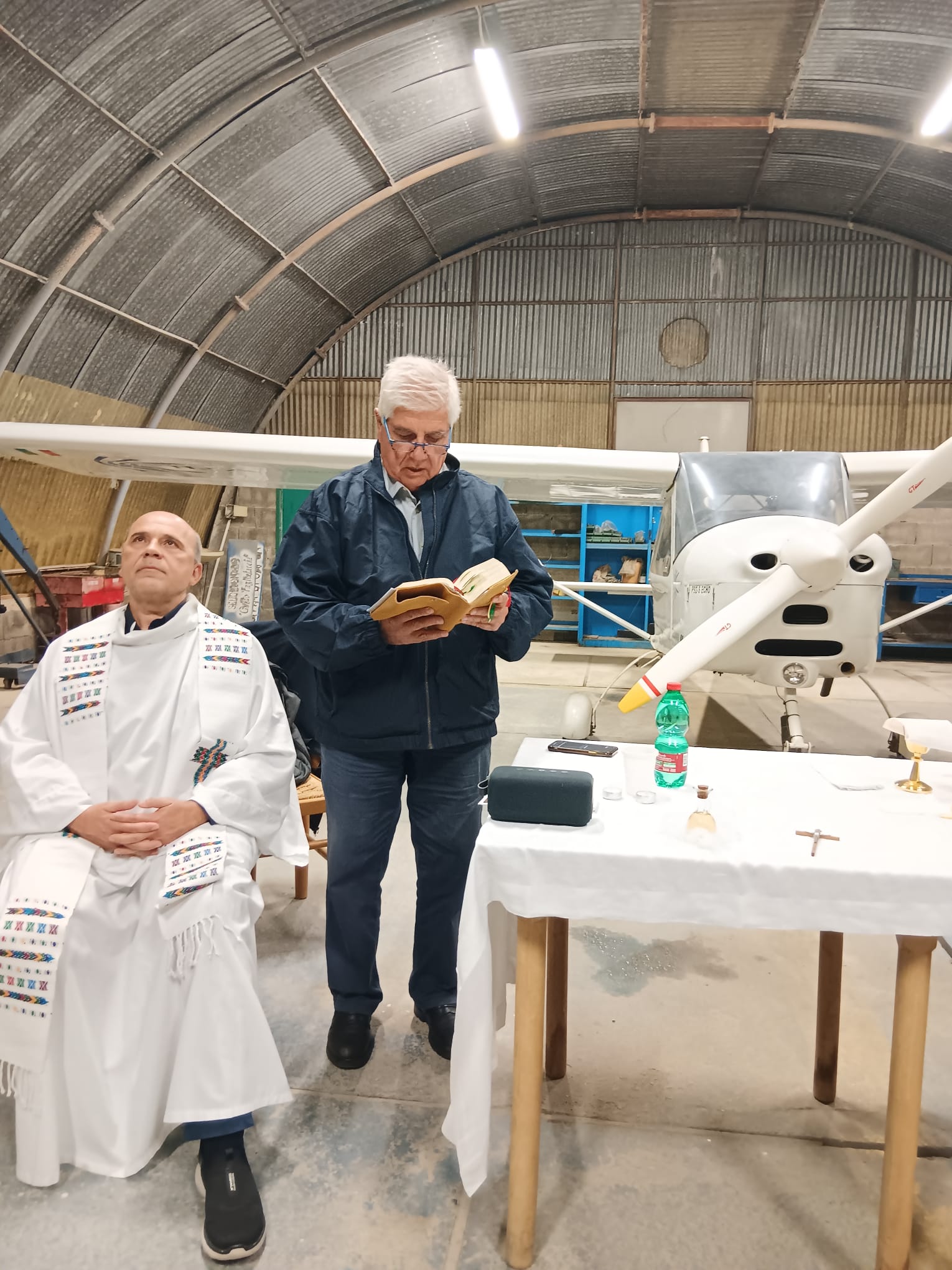 Cerimonia religiosa, sull’aeroporto di Capua,  organizzata da AIAN per ricordare tutti gli amici che ci hanno lasciato